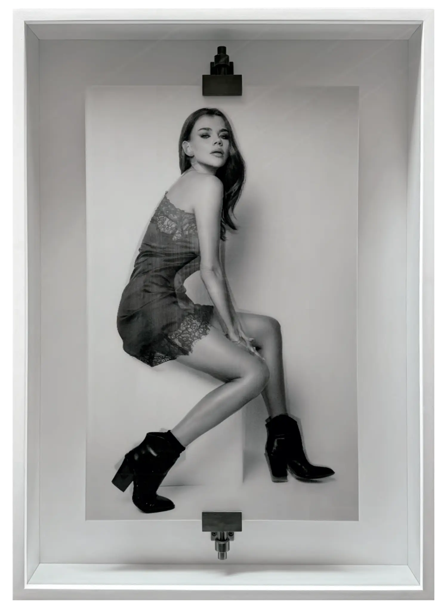 Between Frames artwork by Vilari, a lenticular portrait whose appearance changes with the viewer's position